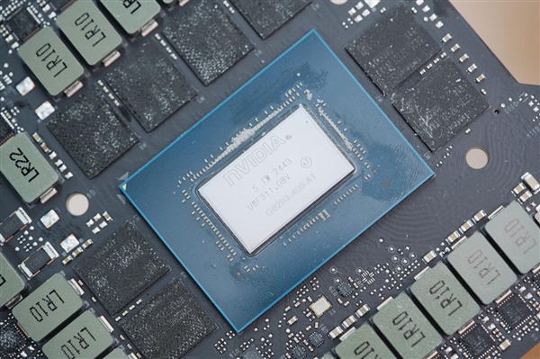河内1.5分彩:一如既往的精美!NVIDIA RTX 5080显卡图赏